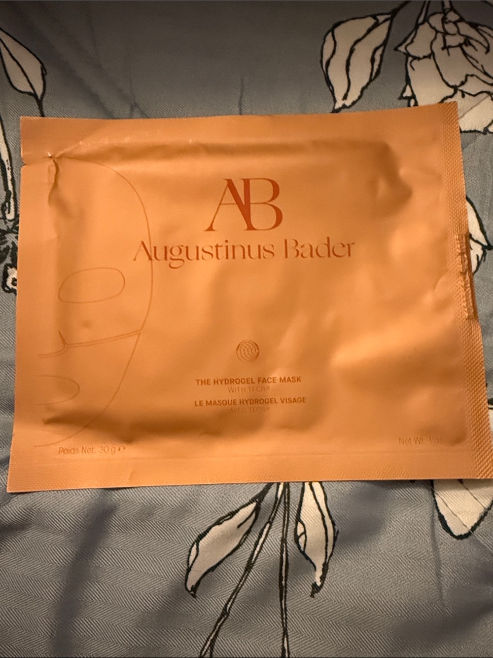 The hydrogel face mask
